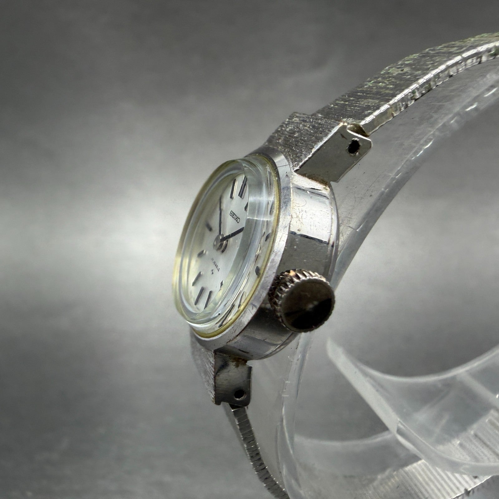 Seiko Watch Women 18mm Silver Dial Silver Tone Round Manual 11-0760 Runs Vintage2
