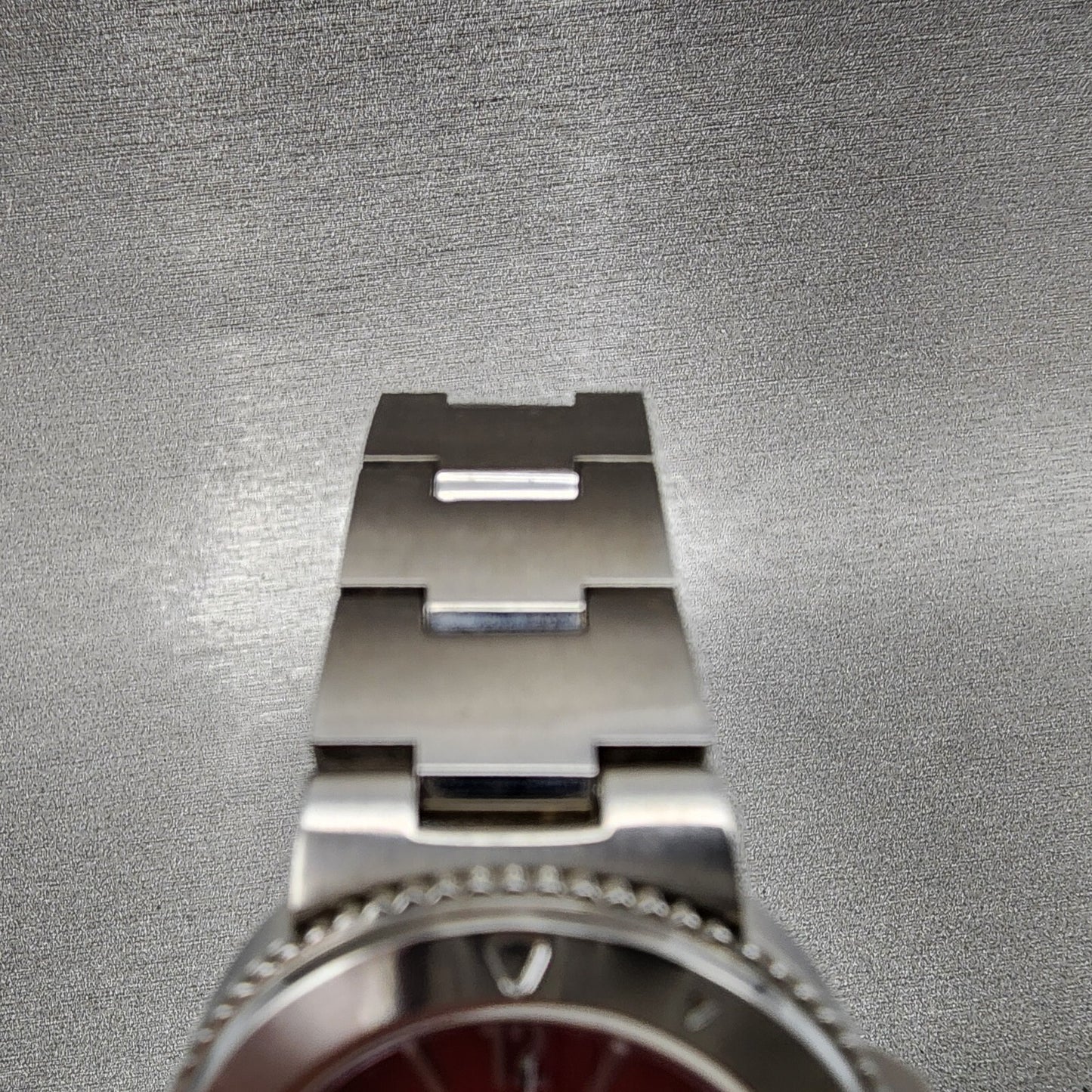 Citizen EcoDrive XC Dive Watch Women 31mm Red Dial Steel Date Round Runs4