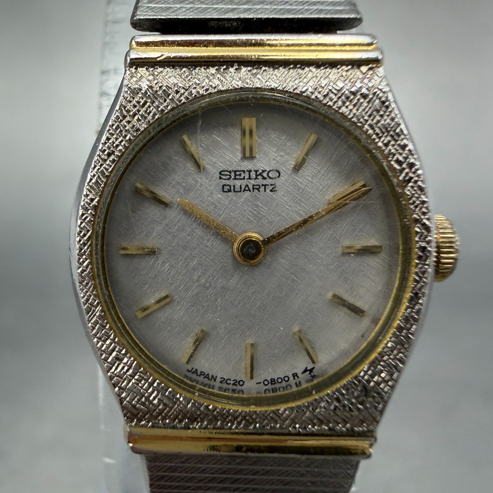 Seiko Watch Women 16mm Silver Dial Two Tone Round 2C20-0259 New Battery 56G1