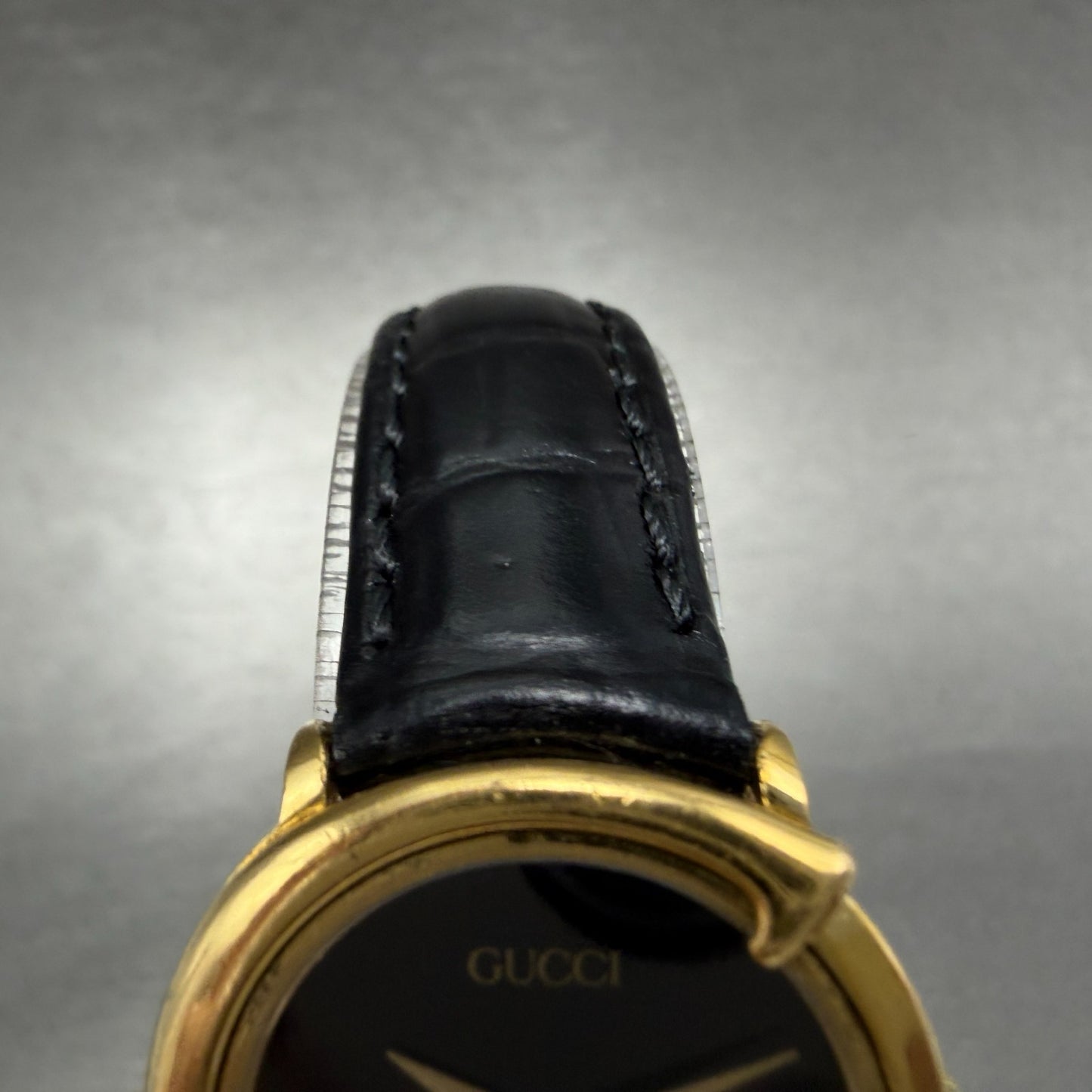 Gucci 3600L Watch Women 25mm Black Dial Gold Plated Round PARTS5