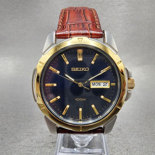 Seiko Watch Men 39mm Black Dial Two Tone Daydate Round 7n430az0 New Battery0