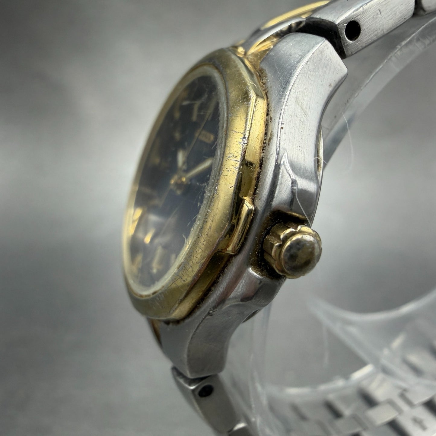 Citizen Eco-Drive Watch Women 24mm Black Dial Two Tone Date E011-K15711 Runs2