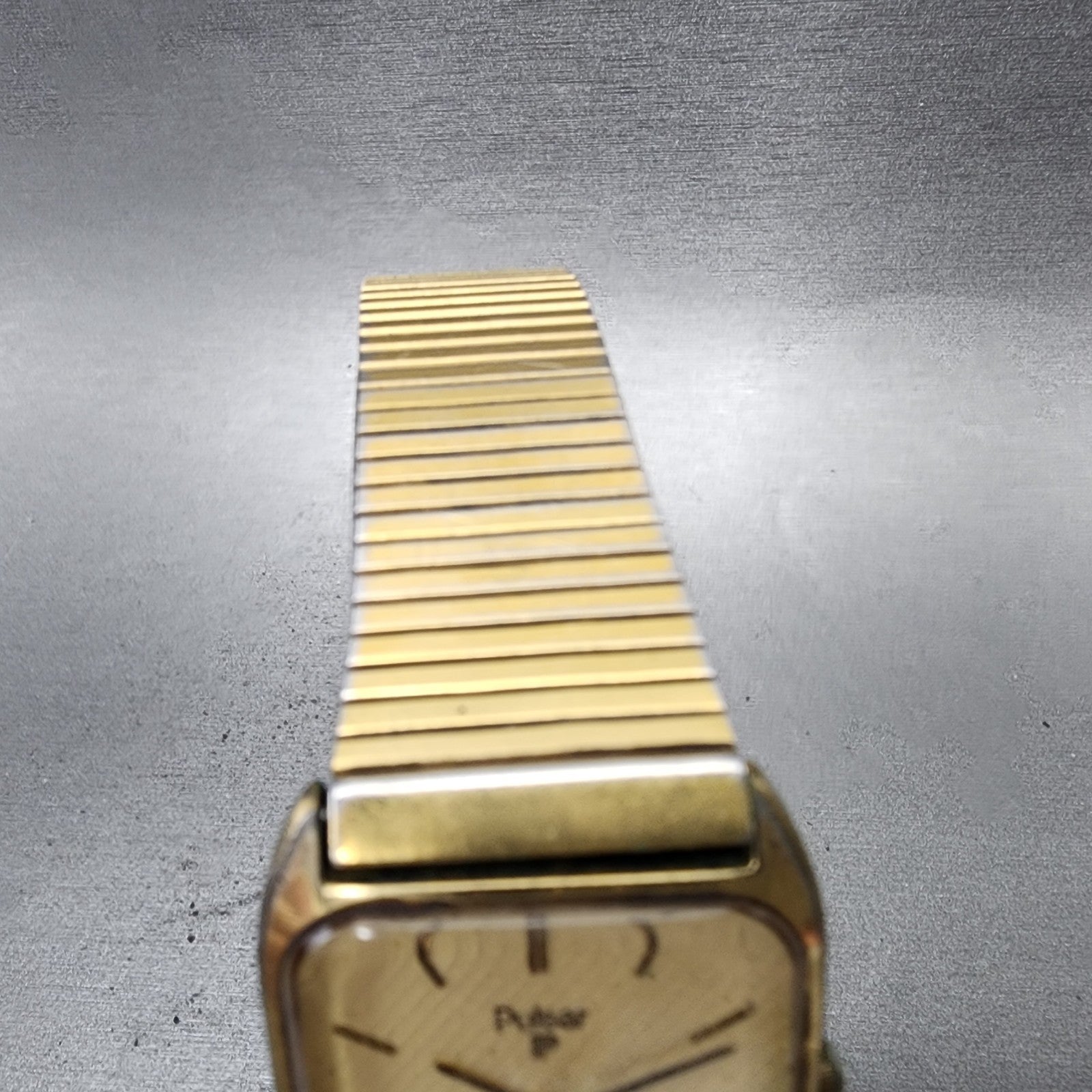 Seiko Pulsar Tank Watch Men 27mm Champagne Dial Gold Tone Y1015329b New Battery4