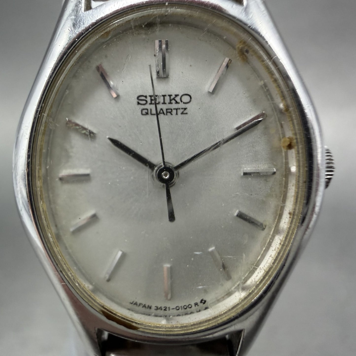 Seiko Watch Women 20mm Silver Dial Silver Tone Oval 34215010 New Battery1