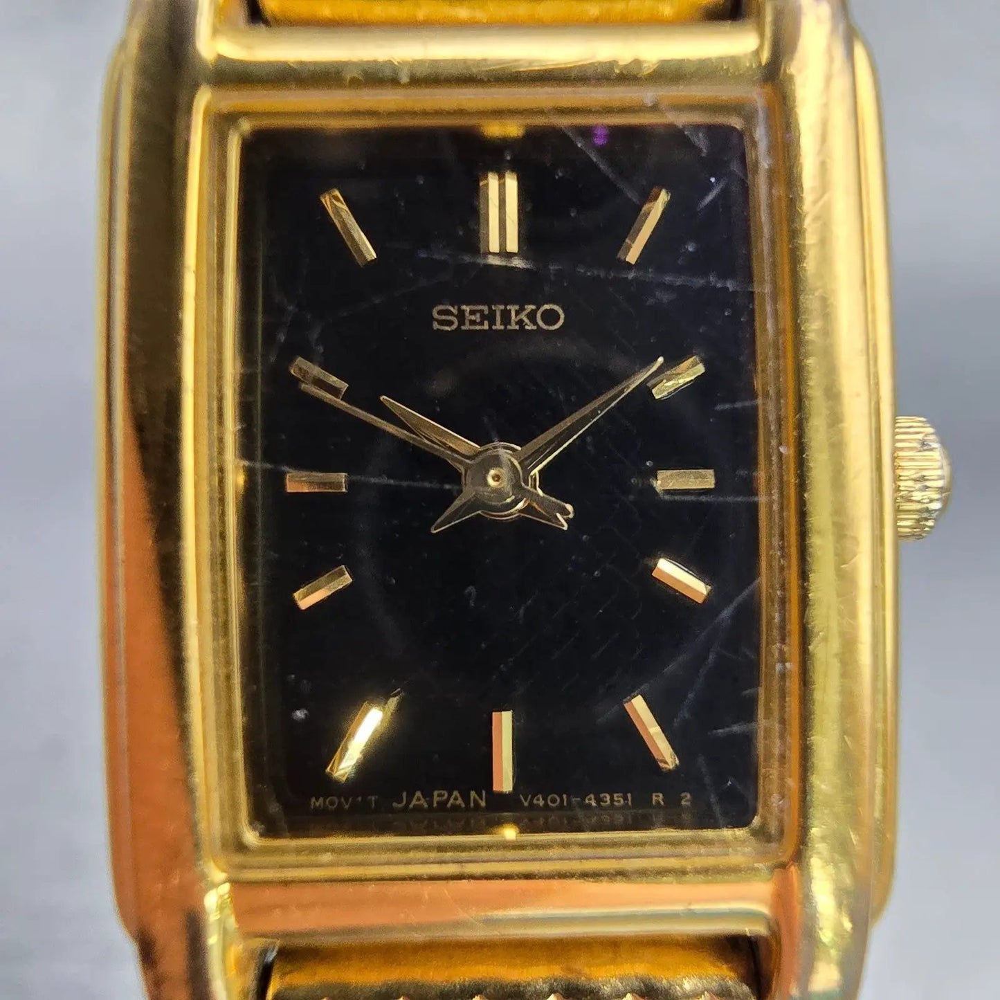 Seiko Watch Women 18mm Black Dial Gold Tone Rectangle V401-5650 New Battery VTG1