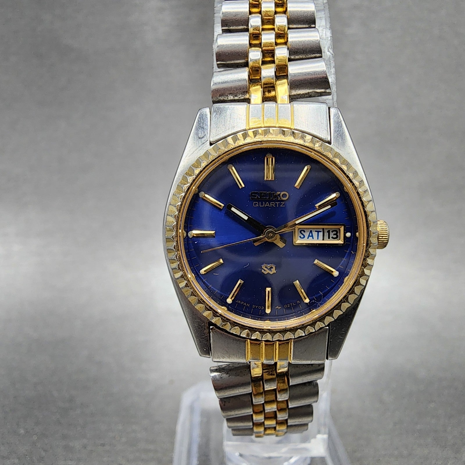 Seiko SQ Watch Women 24mm Blue Dial Two Tone Daydate Round New Battery KJ780