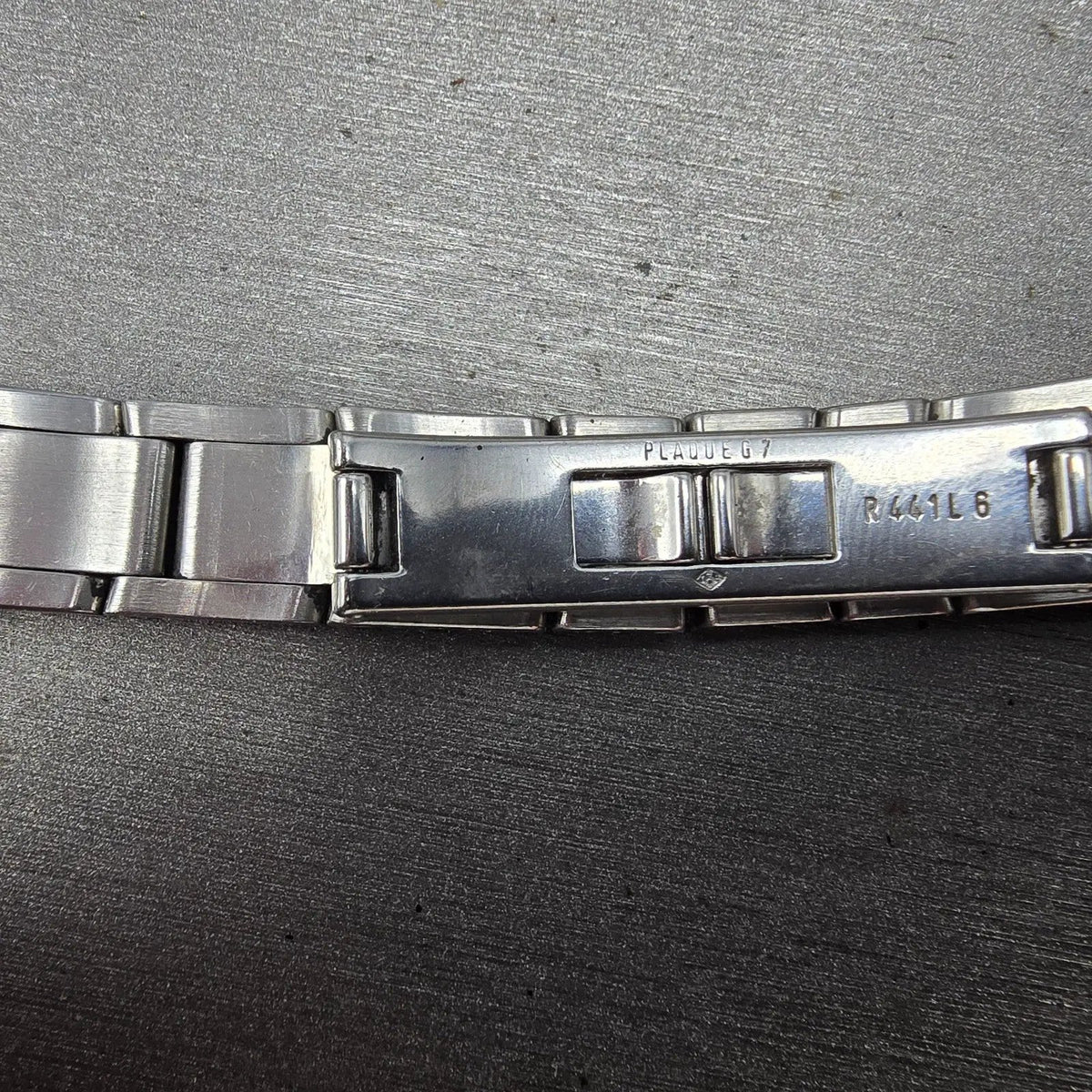 MovadoVerso Bracelet 11mm Two Tone Stainless Steel Butterfly Clasp 85-G4-8259