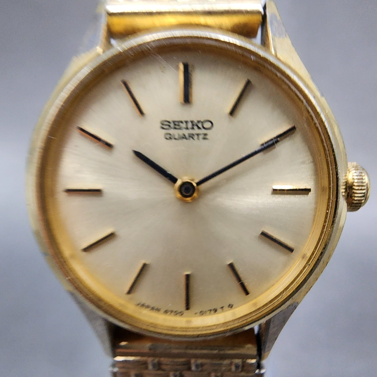 Seiko Watch Women 23mm Champagne Dial Gold Tone Round 47000059 New Battery1