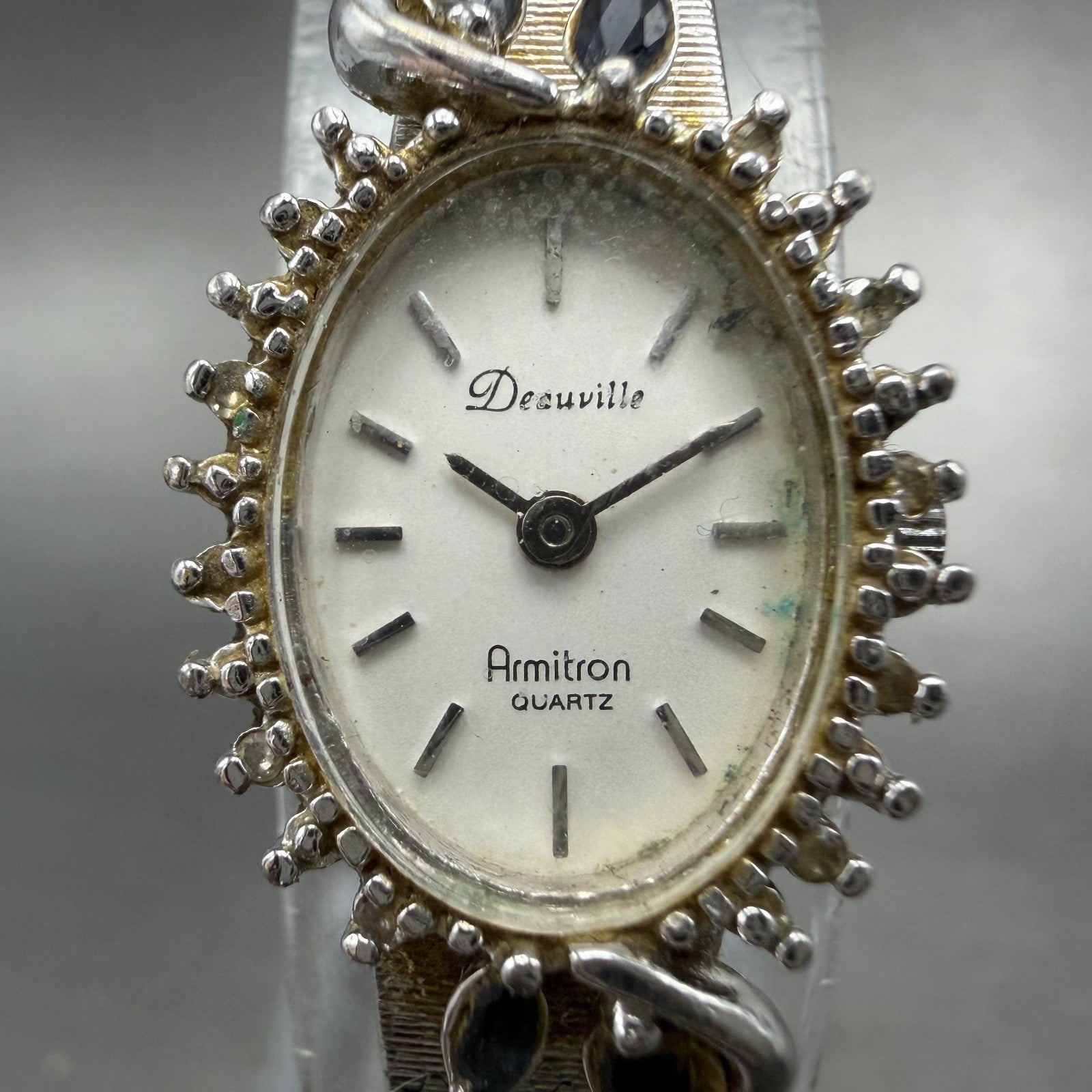 Armitron Deauville Watch Women White Dial Silver Tone Blue gems Oval PARTS2