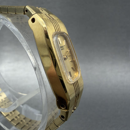 Seiko Tank Watch Women 13mm Champagne Dial Gold Tone 13205620 New Battery3
