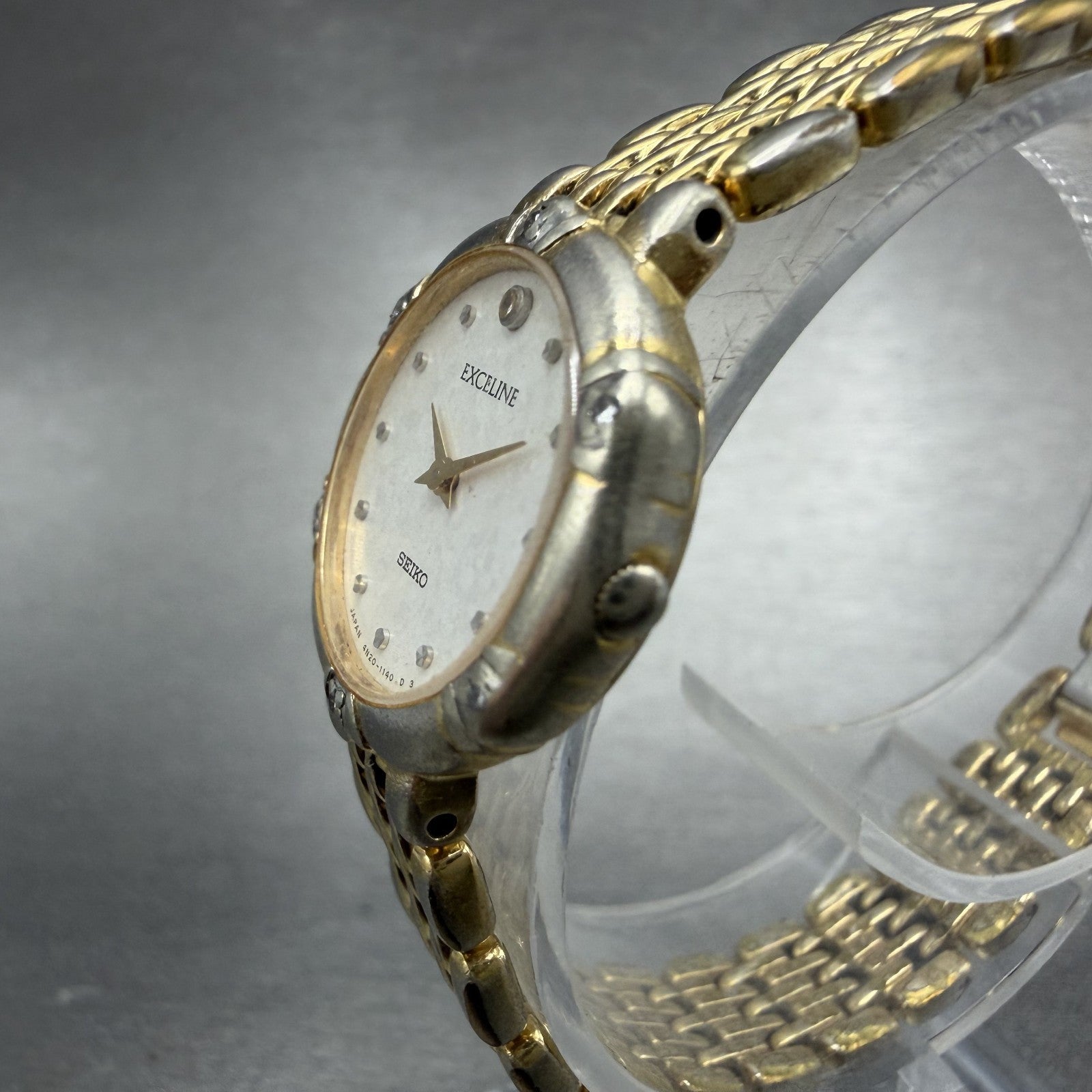 Seiko Exceline Watch Women 21mm White Dial Gold Tone Round 4N20-0640 New Batt2