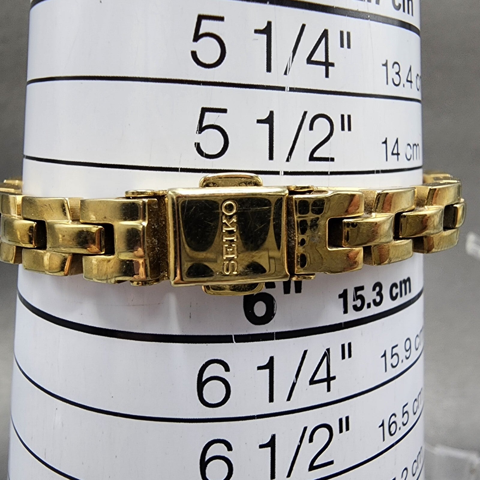 Seiko Solar Watch Women 27mm MOP Dial Gold Tone Round V1150BM0 Runs10