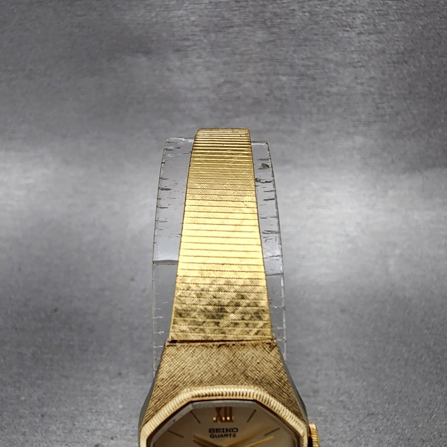Seiko Watch Women 18mm Champagne Dial Gold Tone Round 14008019 New Battery4