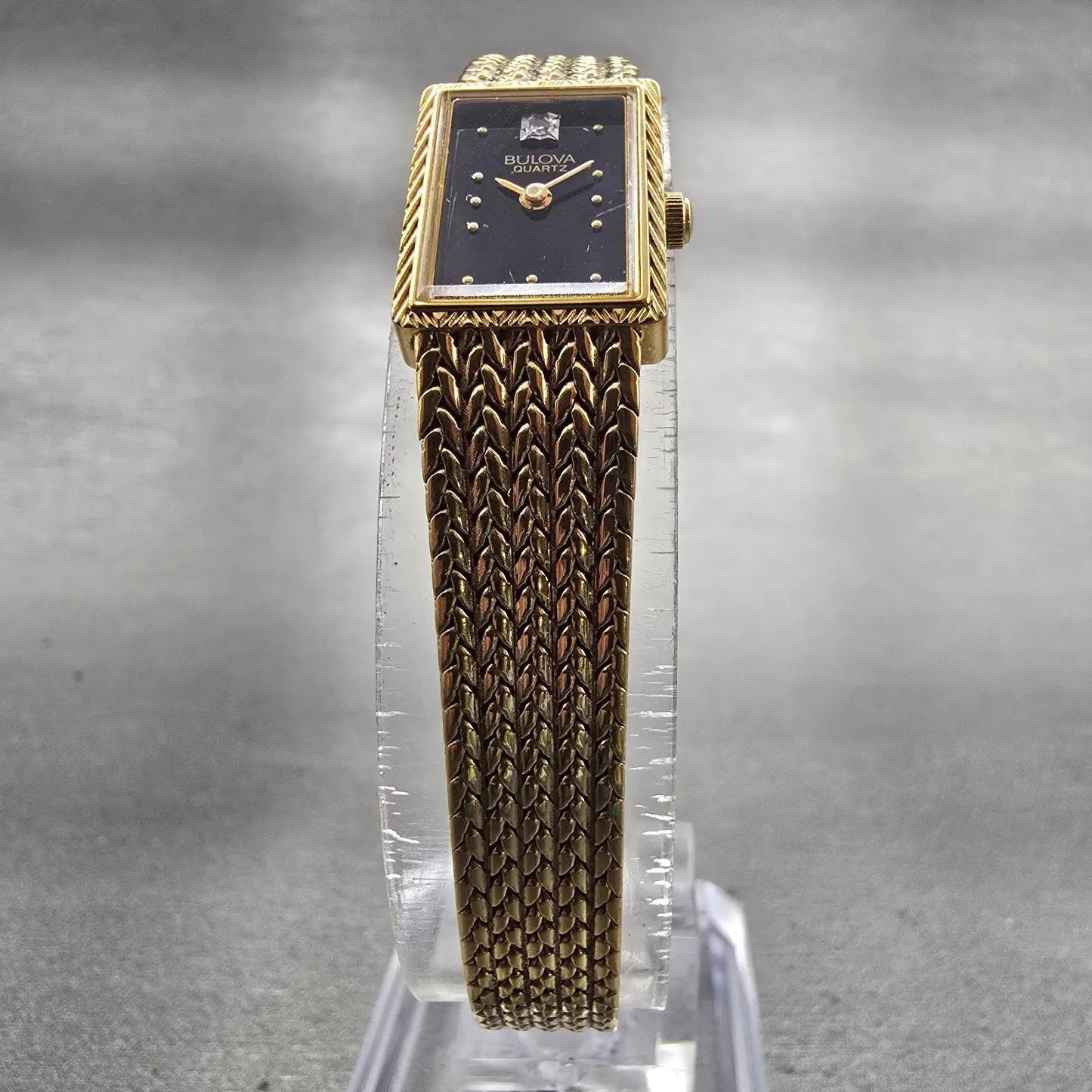 Bulova Watch Women 13mm Black Dial Gold Tone Rectangle 92F33 New Battery Vintage5