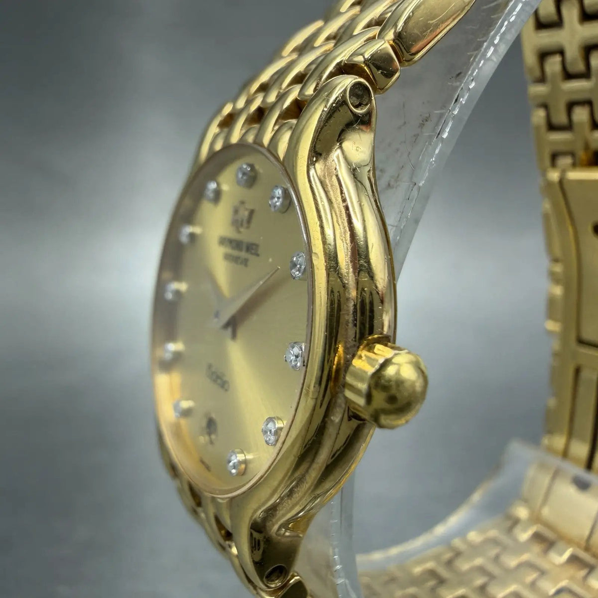 Raymond Weil Fidelio Watch Women 24mm Champagne Dial Gold Date 4702 New Battery2