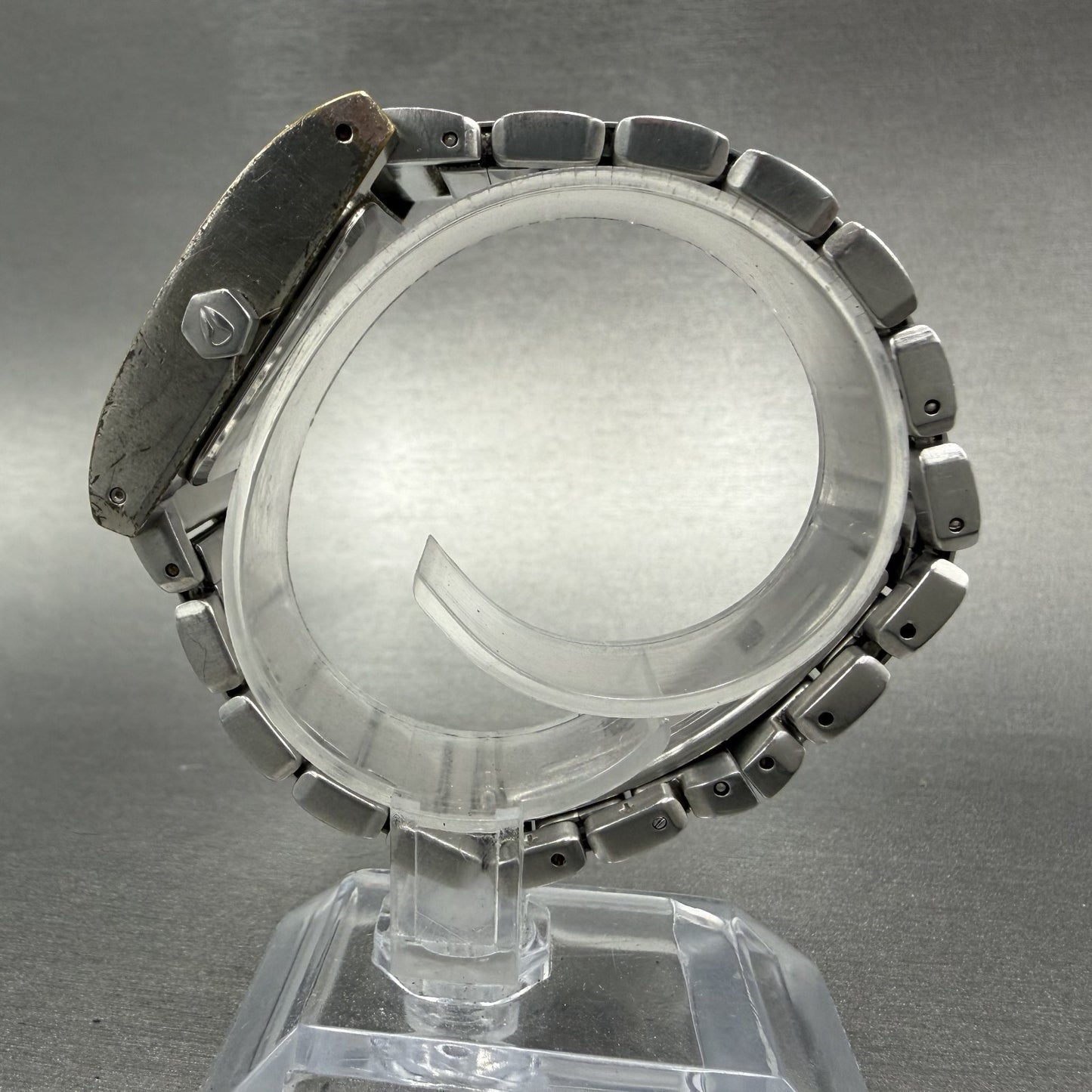 Nixon In charage Watch Women White 30mm Dial Silver Tone Rectangle New Battery6