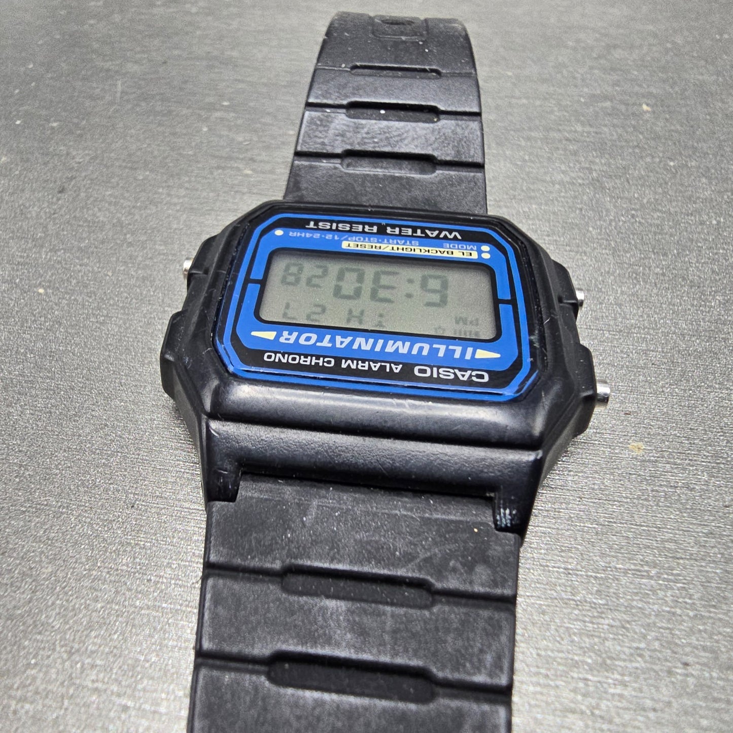 Casio F-105 Watch Men 36mm Digital Black Tone Alarm Chrono 3298 New Battery4