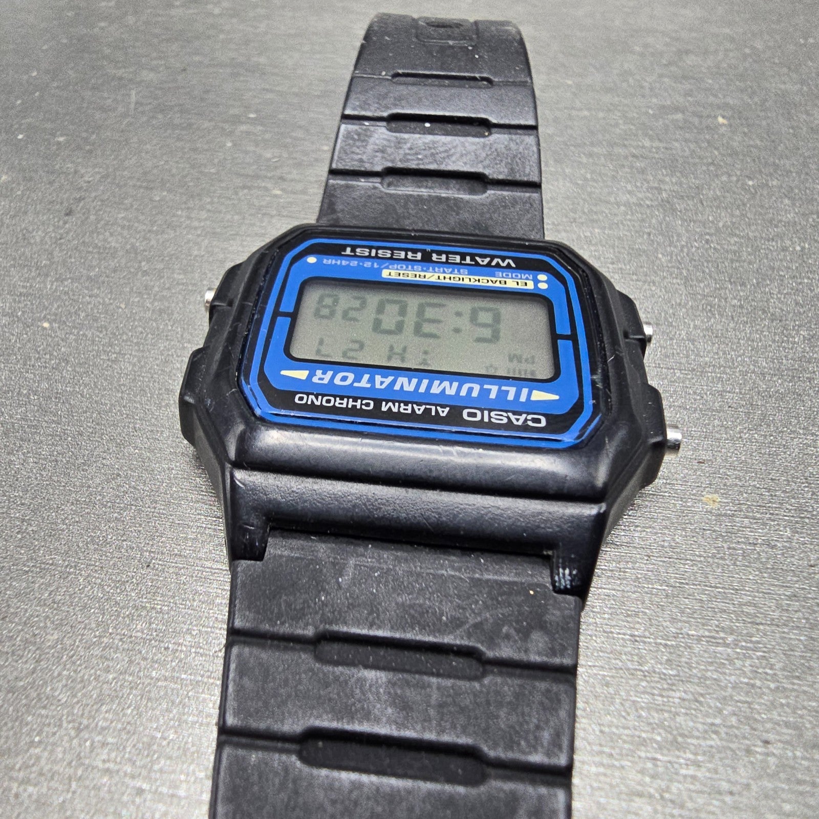 Casio F-105 Watch Men 36mm Digital Black Tone Alarm Chrono 3298 New Battery4