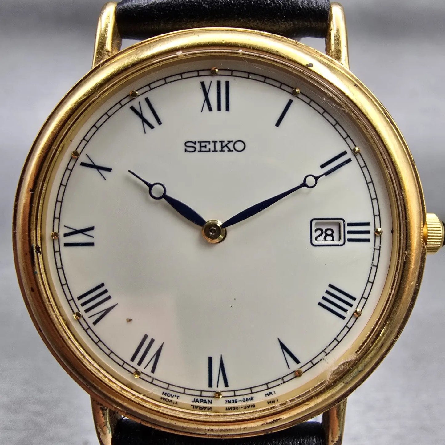 Seiko Watch Men 34mm Ivory Dial Gold Tone Date Round 7N39-0A19 New Battery VTG1