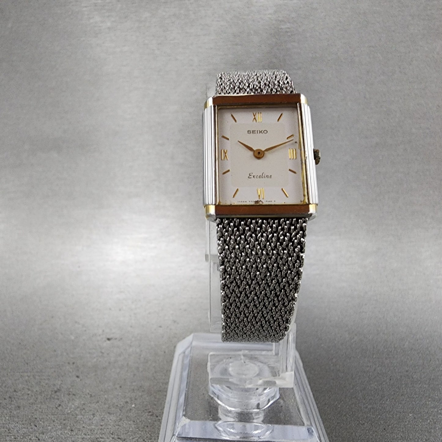 Seiko Exceline Tank Watch Women 18mm Silver Dial Two Tone 73206450 New Battery5