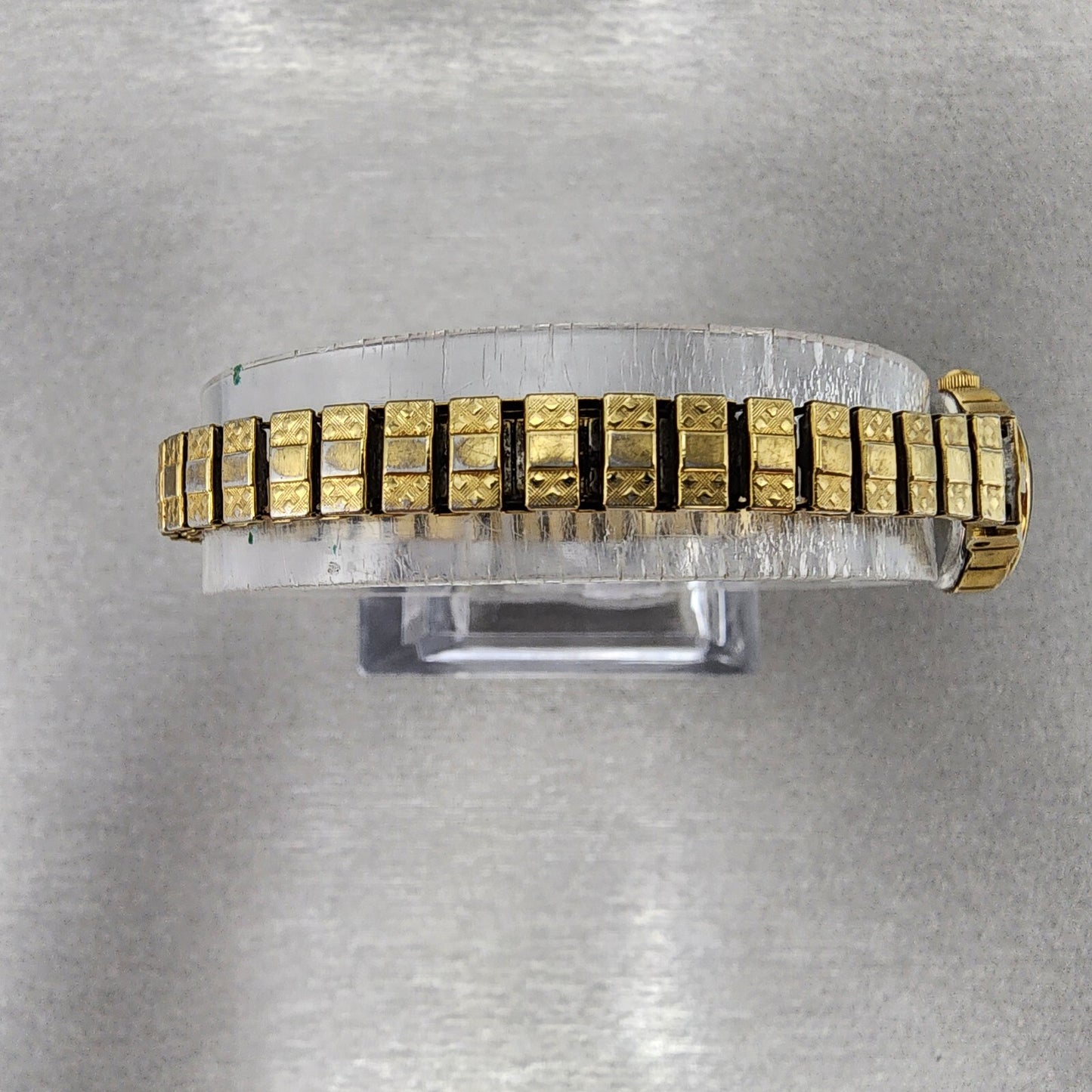 VTG Citizen Watch Women 16mm Black Dial Gold Tone Oval 5920-S52446 New Battery