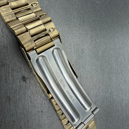 Seiko SQ Bracelet 20mm Stainless Steel Gold Tone Tri Folding Clasp Vintage Japan10