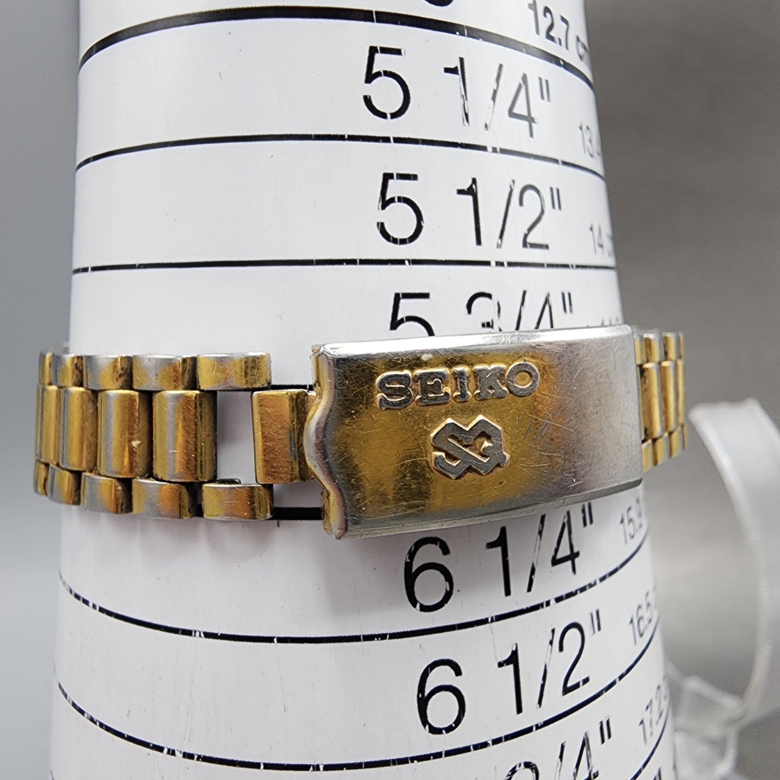 Seiko SQ Watch Women 24mm Champagne Dial Gold Tone Daydate 2a230030 New Battery11