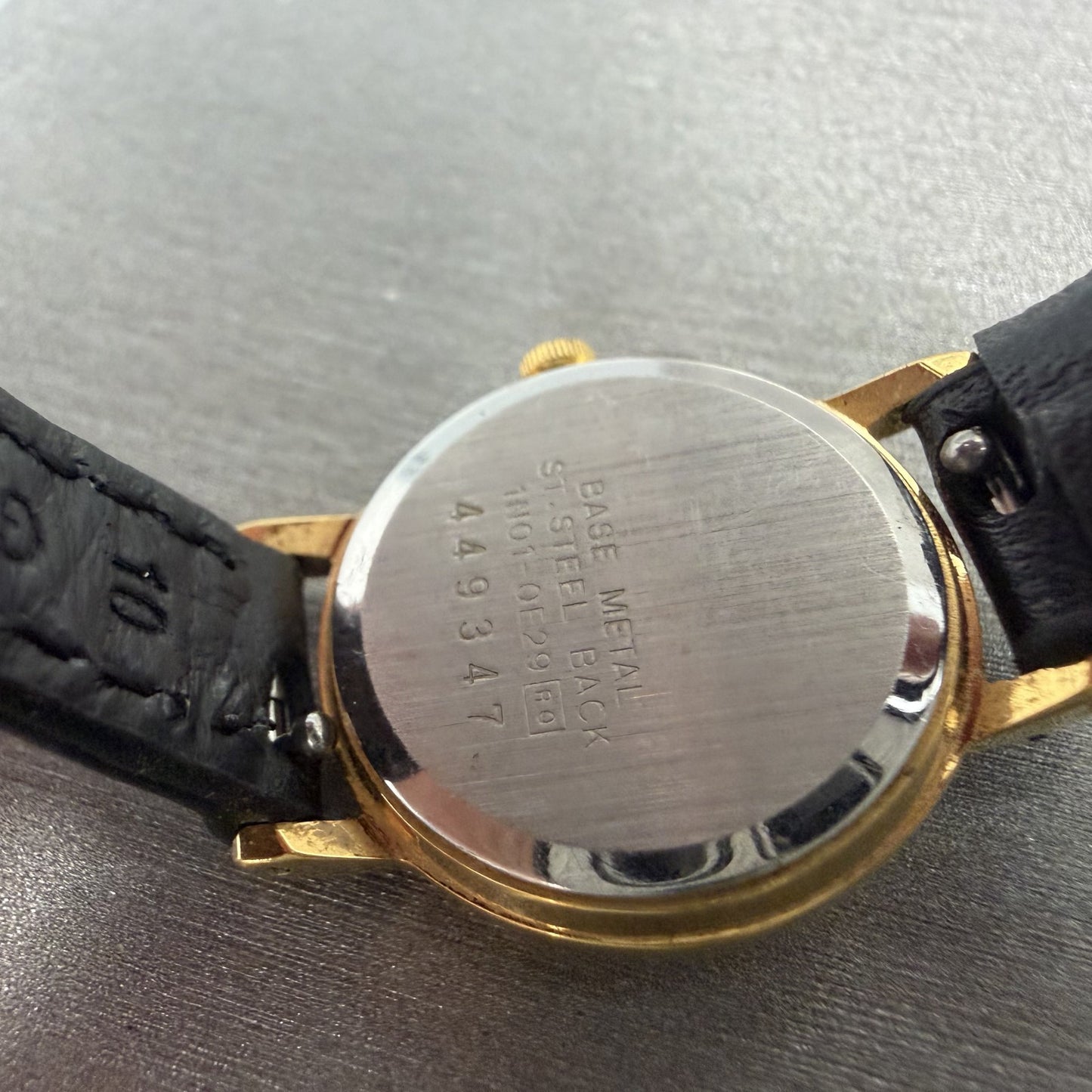 Seiko Watch Women 21mm Cream Dial Gold Tone Round 1N01-0E29 New Battery9