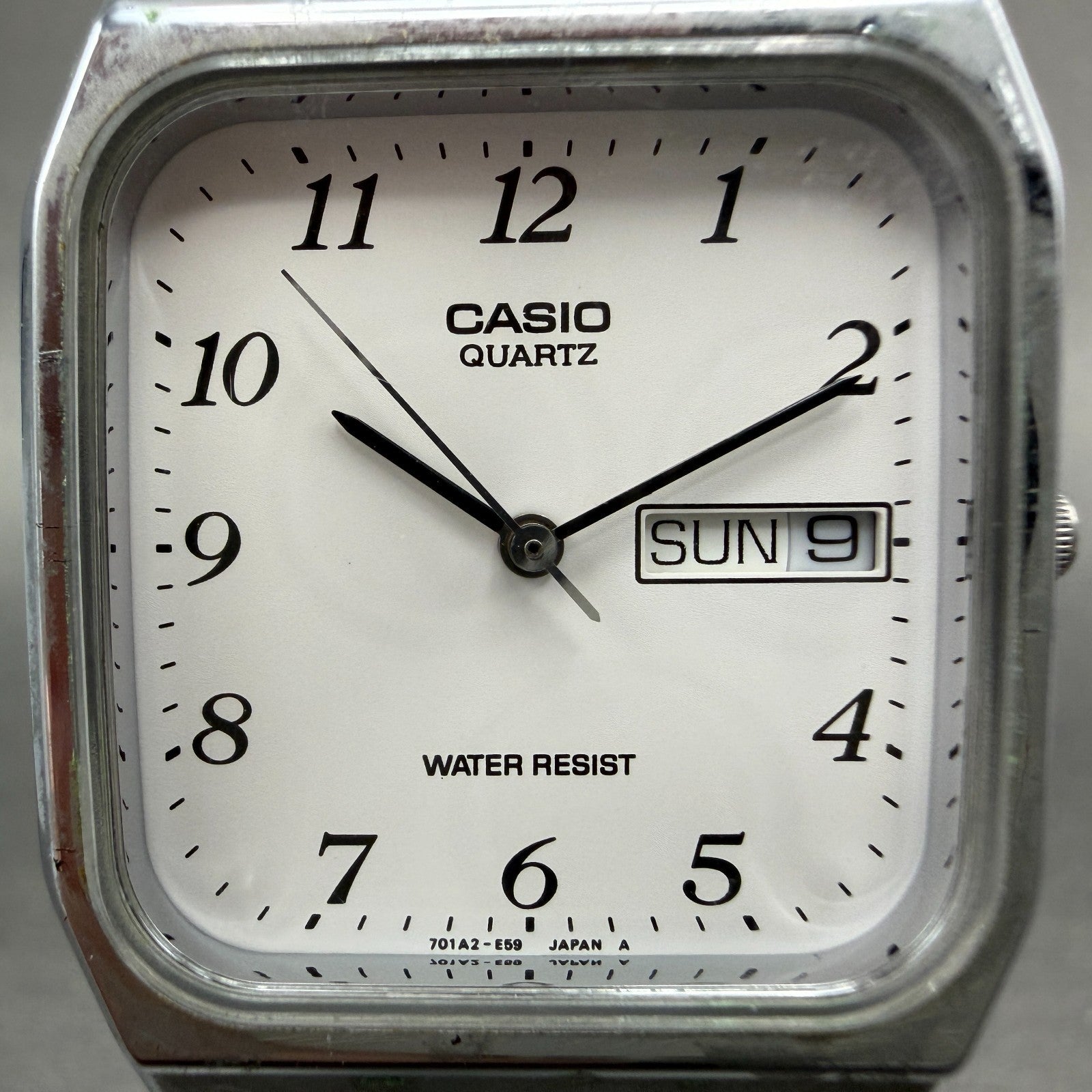 Casio MQ-518 Watch Men 30mm Silver Dial Silver Tone Rectangle Daydate New Batt R1