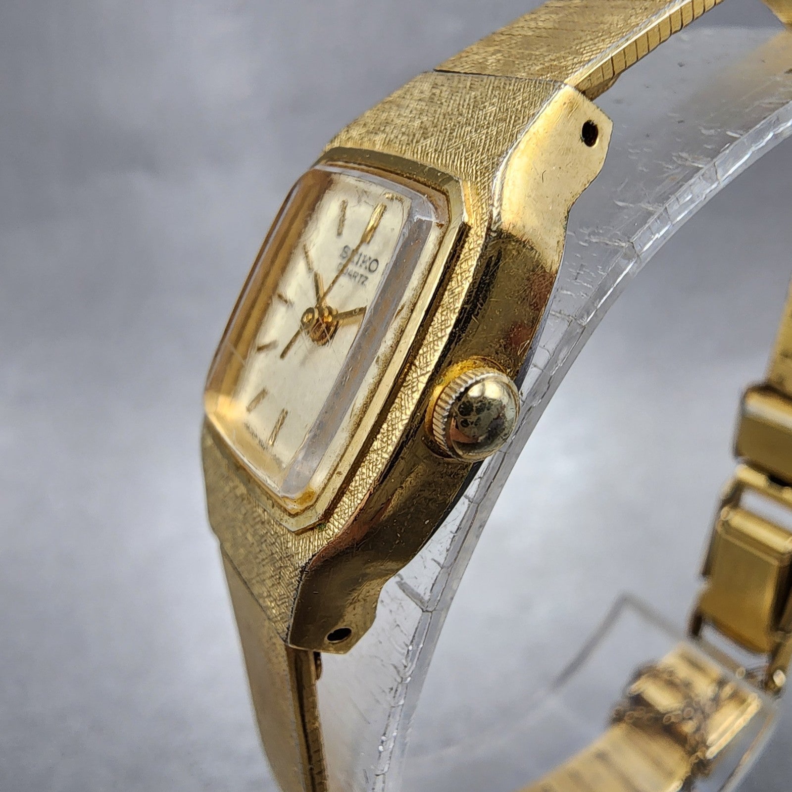 Seiko Watch Women 17mm Cream Dial Gold Tone Rectangle 54215029 New Battery2
