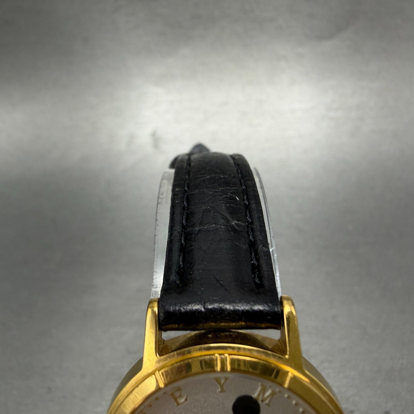 Seiko Lorus Mickey Watch Women 26mm Silver Dial Gold Tone V811-1410 New Battery4