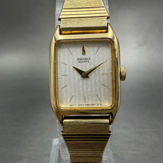 Seiko Tank Watch Women 17mm Silver Dial Gold Tone 4N00-5129 New Battery Vintage0