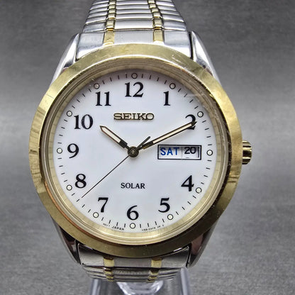 Seiko Solar Watch Men 37mm White Dial Two Tone Daydate Round V158-0AB0 Runs HNJJ0