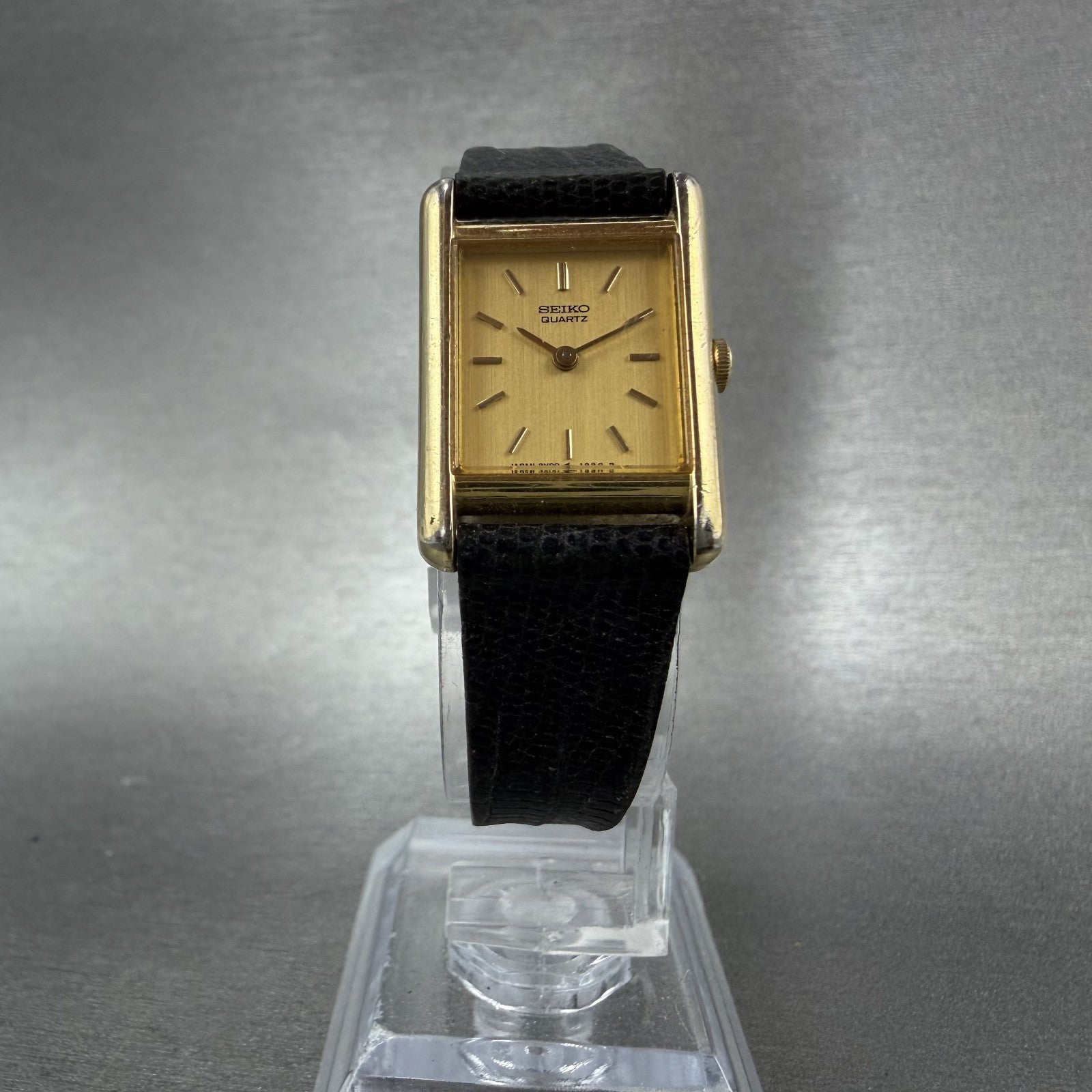 Seiko Tank Watch Women 18mm Champagne Dial Gold Tone 2Y00-5479 New Battery5