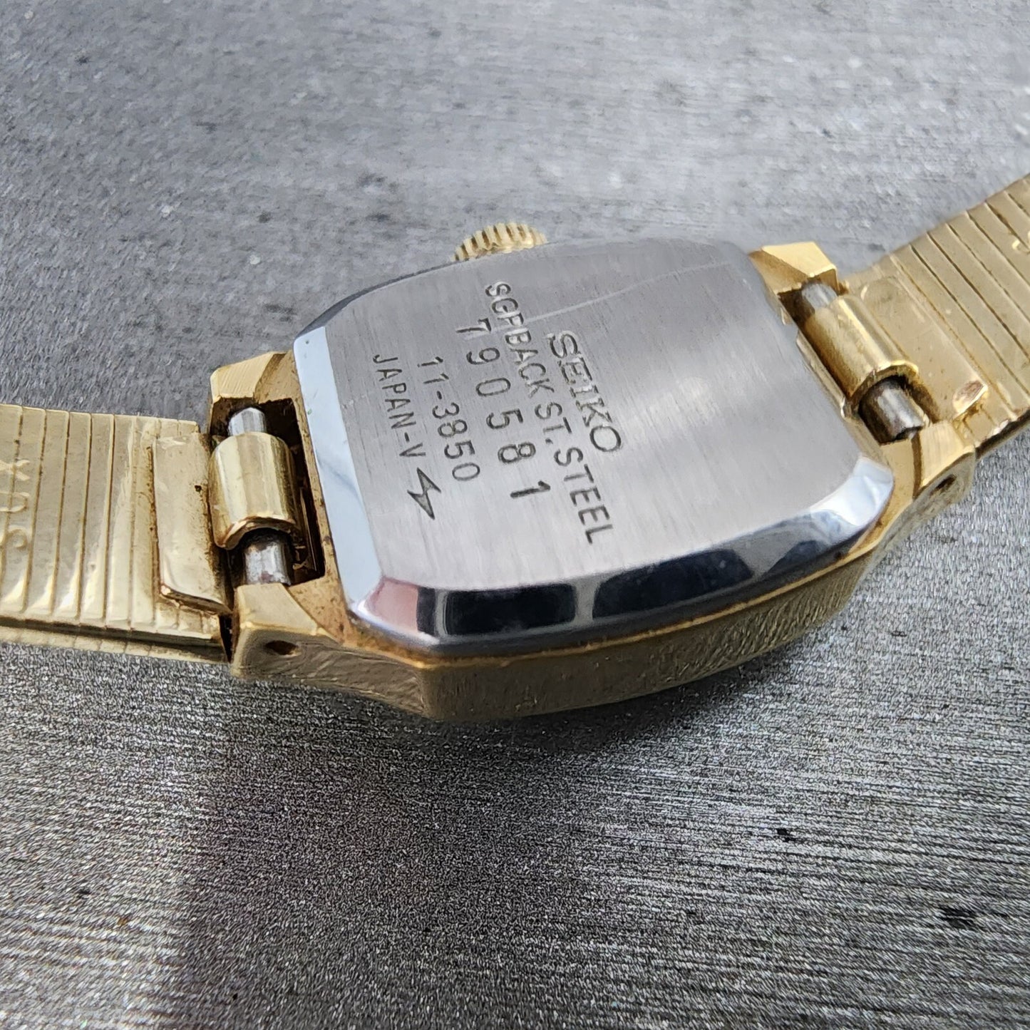 Seiko Watch Women 17mm Gold Dial Gold Gold Rectangle Manual Wind Runs 1138509