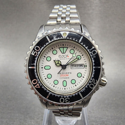 Citizen Oxy Dive Watch Women 32mm White Dial Silver Tone Daydate Round New batt0
