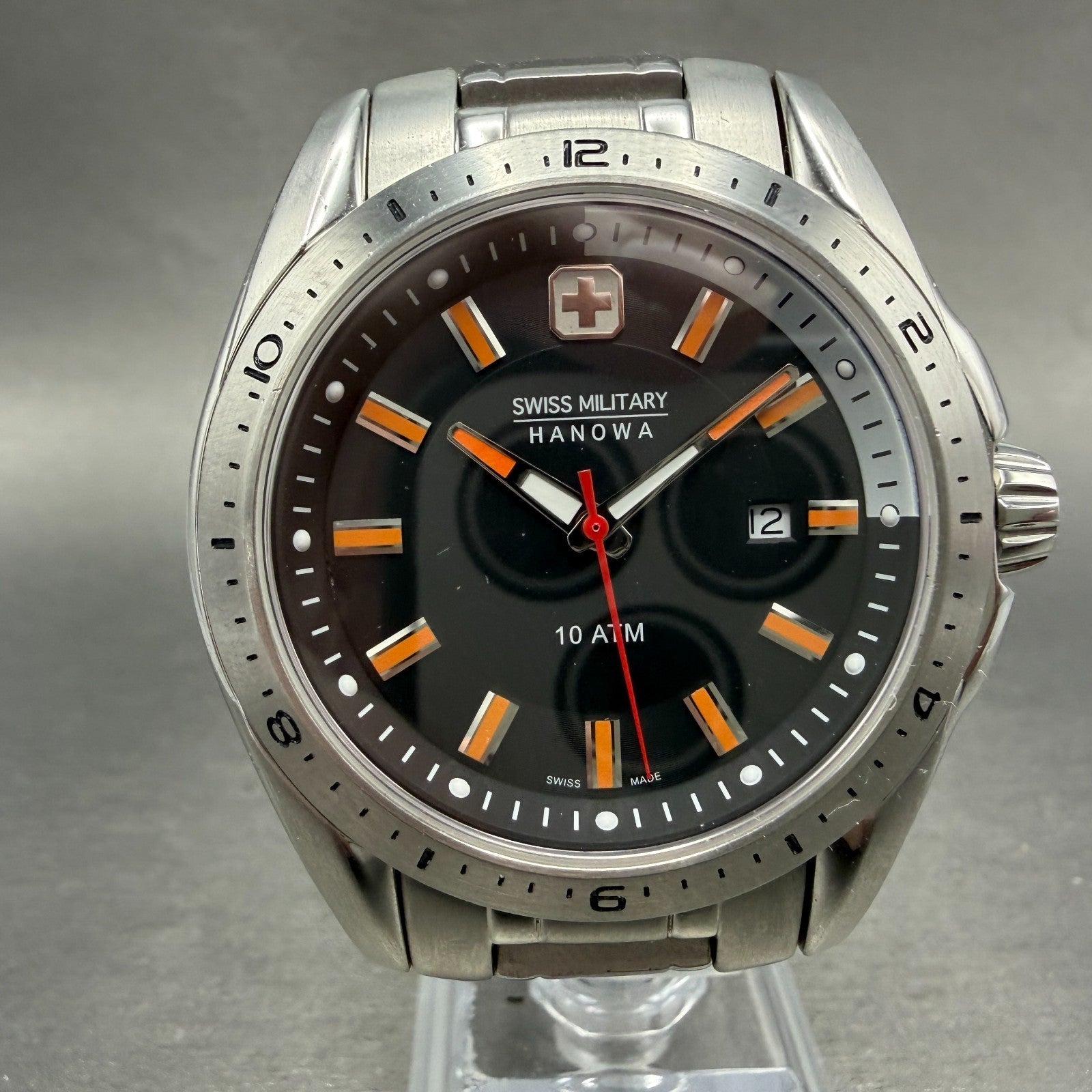 Swiss Military Dive Watch Men 44mm Black Dial Silver Tone Date Round New Battery0