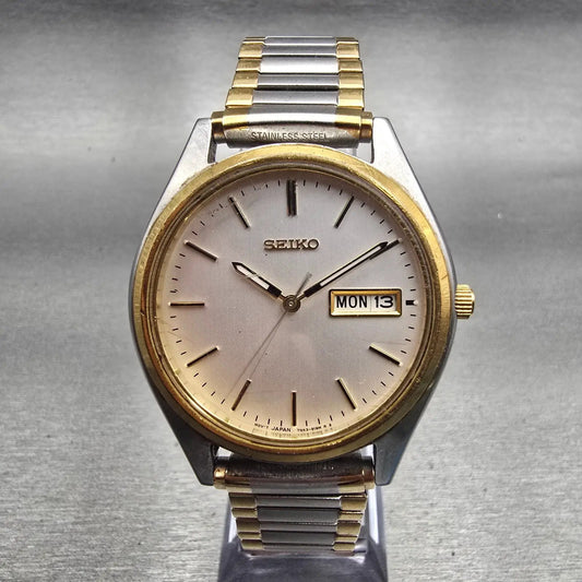 Seiko Watch Men 37mm Silver Dial Two Tone Daydate Round 7N43-9048 New Battery0