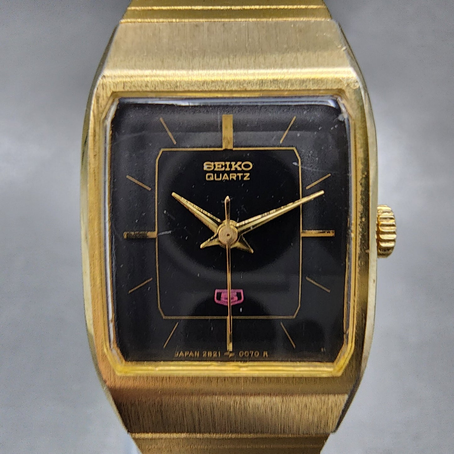 Seiko Tank Watch Women 18mm Black Dial Gold Tone Rectangle 2B215020 New Battery1