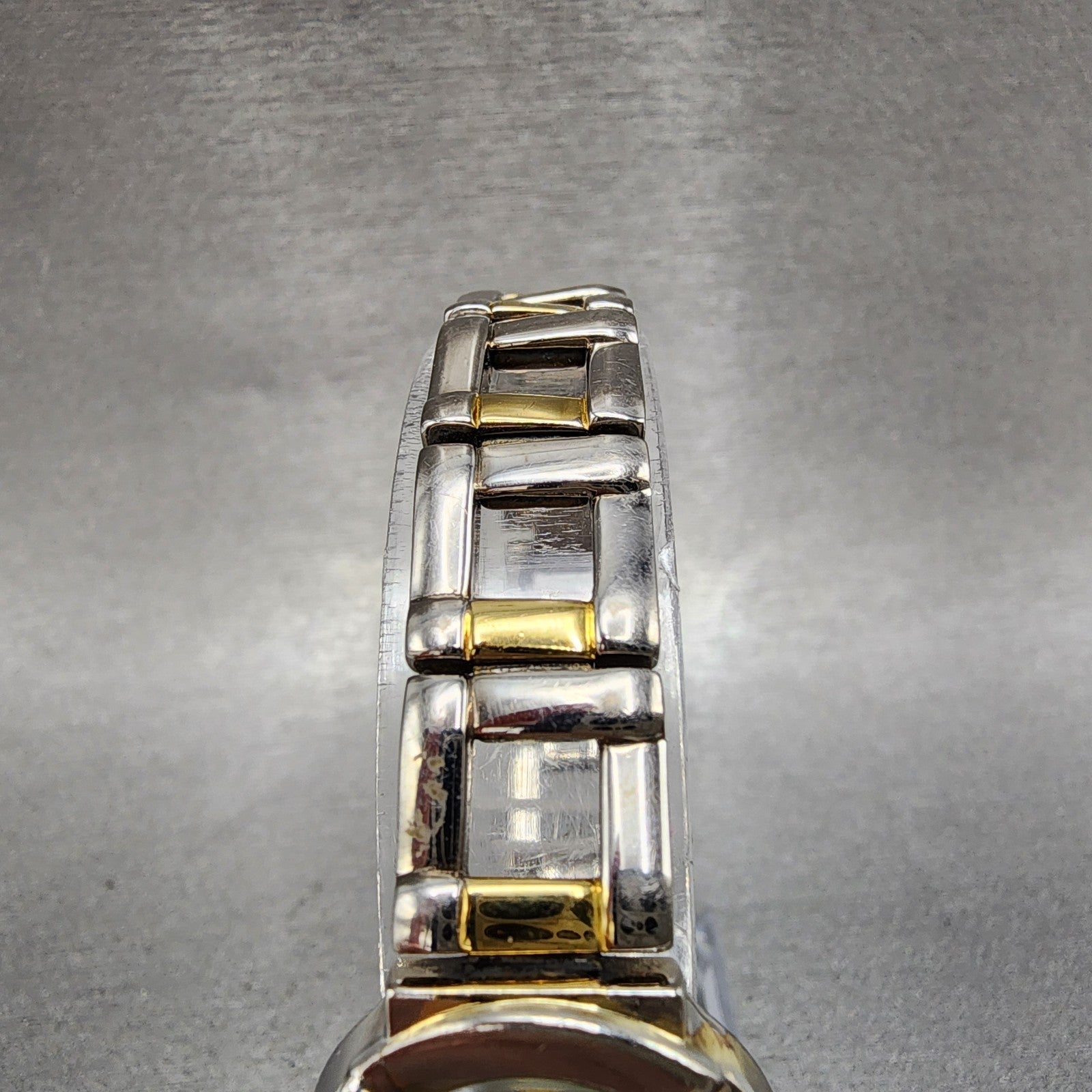Citizen Watch Women 22mm Silver Dial Two Tone Round 5920K15656 New Battery4