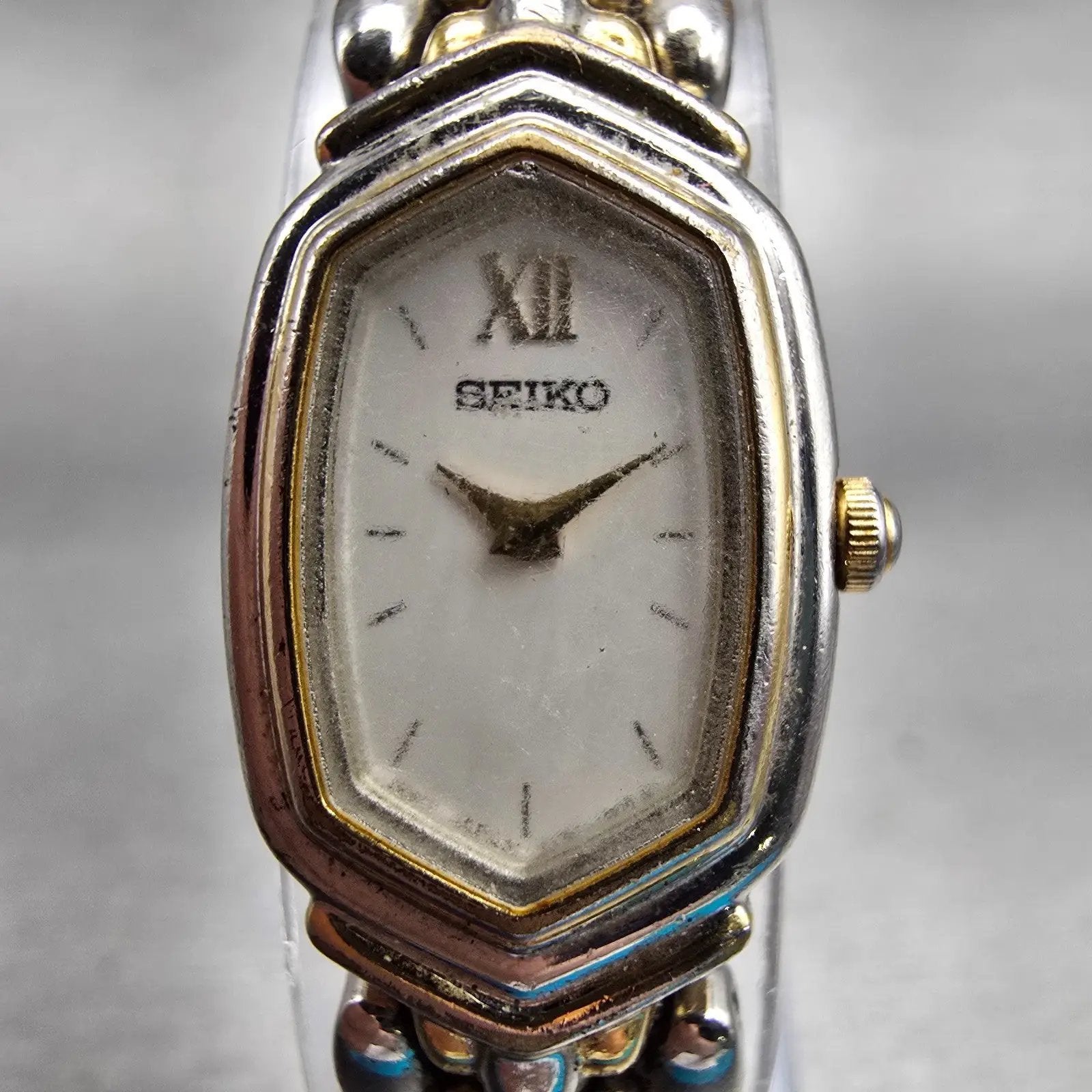 Seiko Watch Women 15mm White Dial Two Tone Oval Y150-5M80 New Battery Vintage1