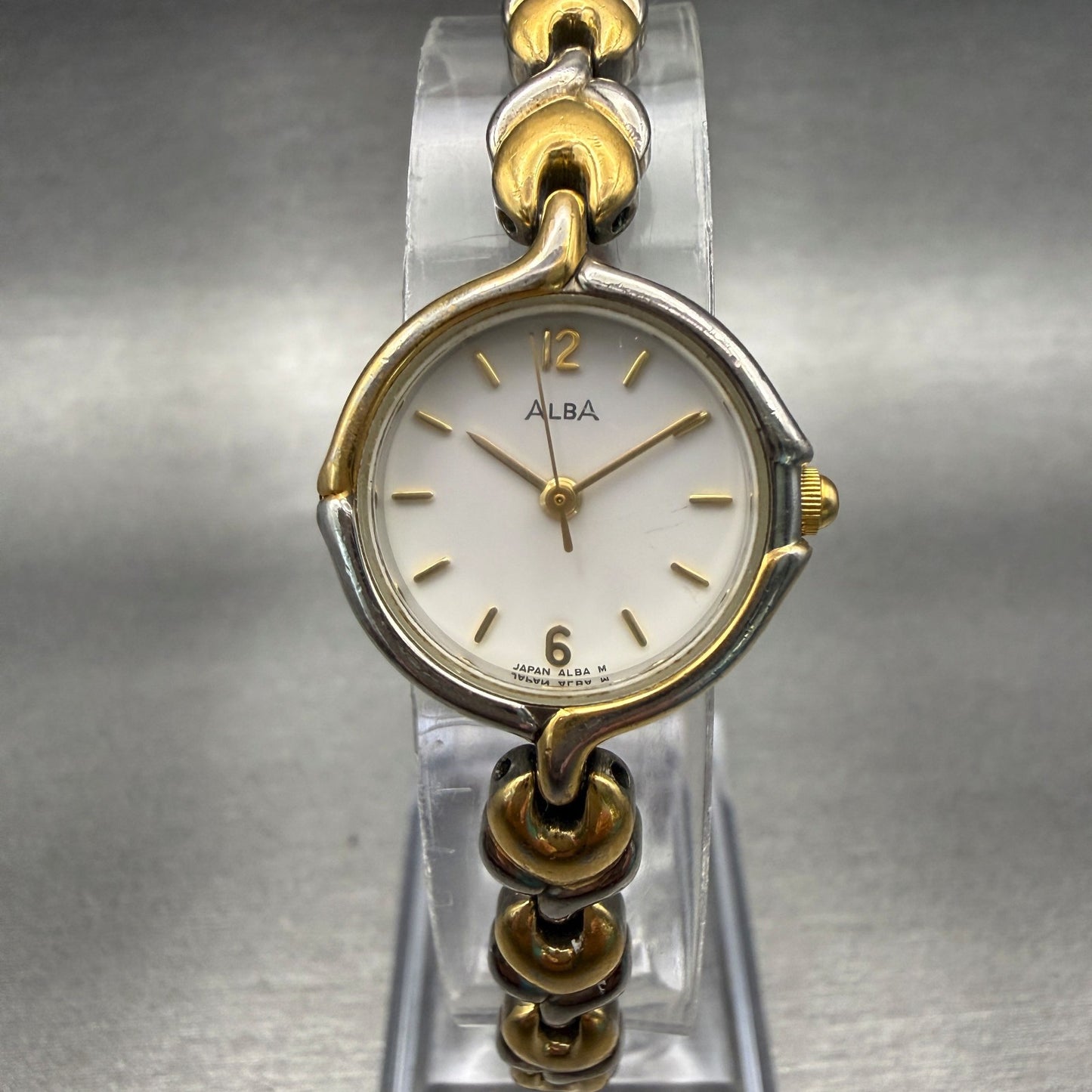 Seiko Alba Watch Women 21mm White Dial Two Tone Round V401-X194 New Battery0