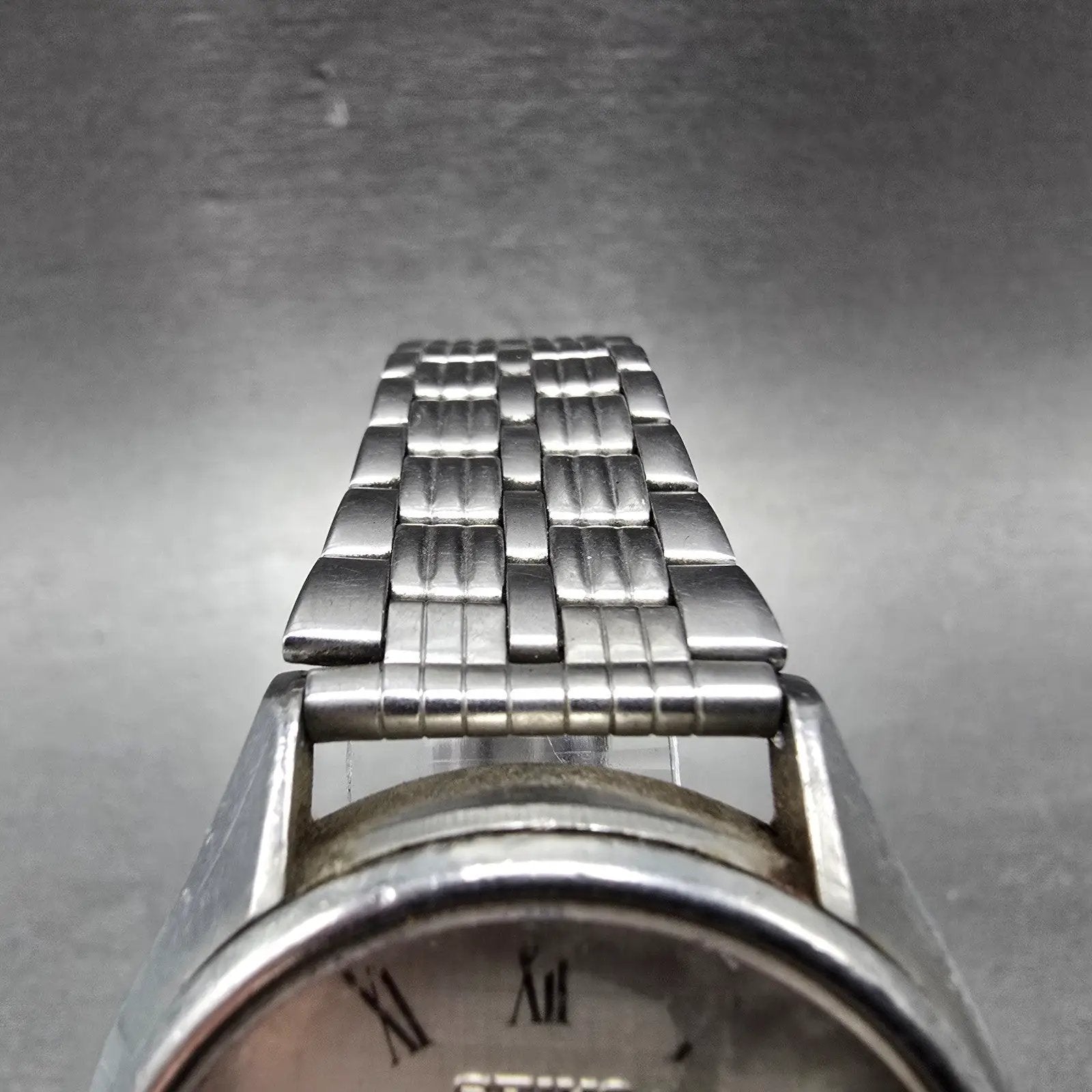 Seiko QZ Watch Men 36mm Silver Dial Silver Tone Round 0920-8000 New Battery VTG4