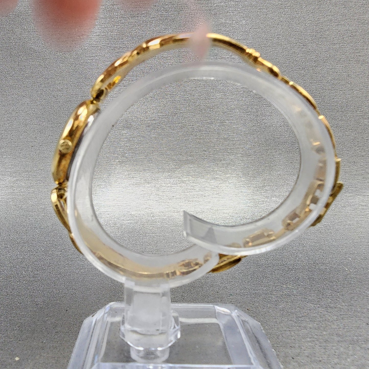 Bucherer Q Watch Women 19mm Red Dial Gold Tone Oval 980.599 New Battery6