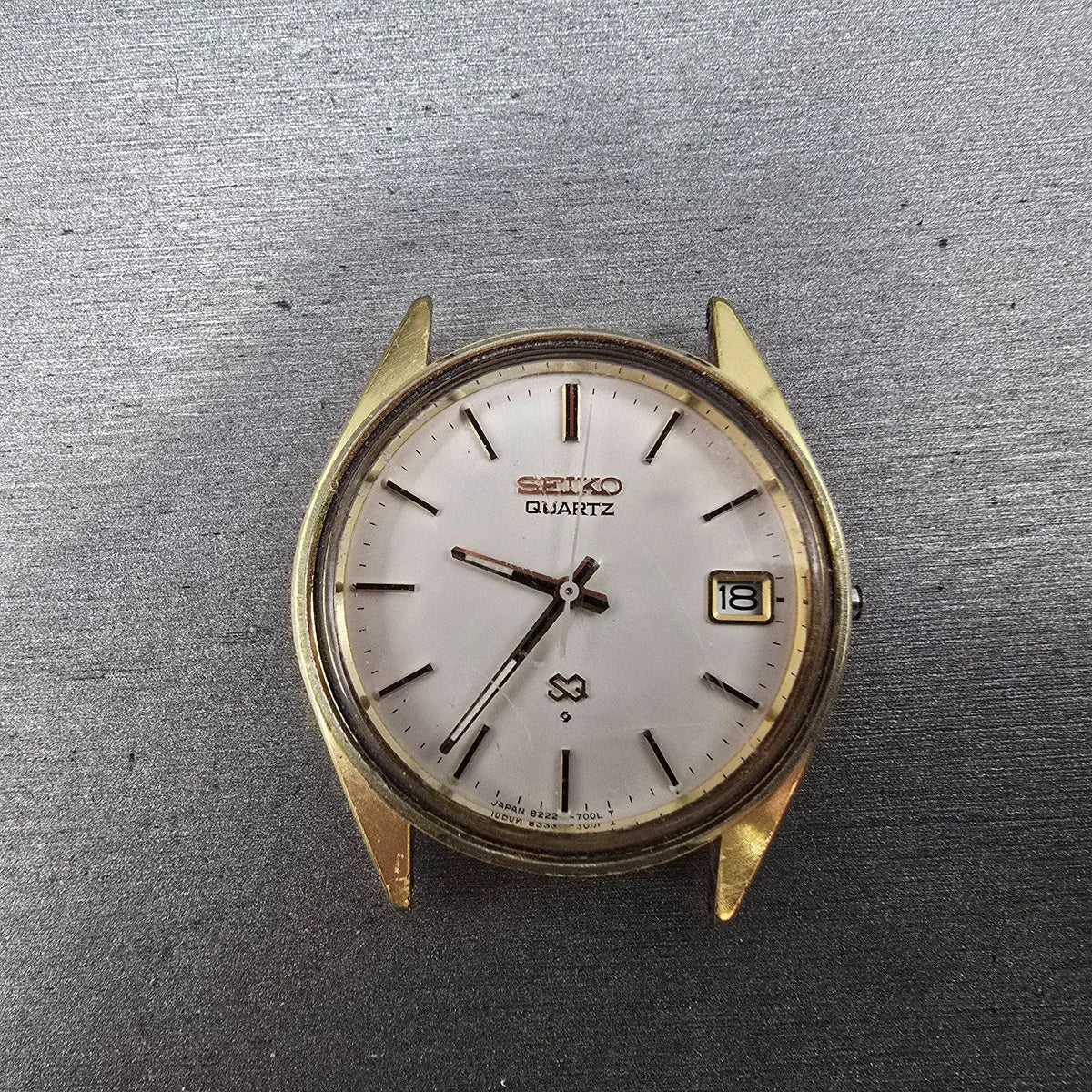 Seiko 8222 Quartz Movement Works Date W/ Dial Hands Case Vintage0