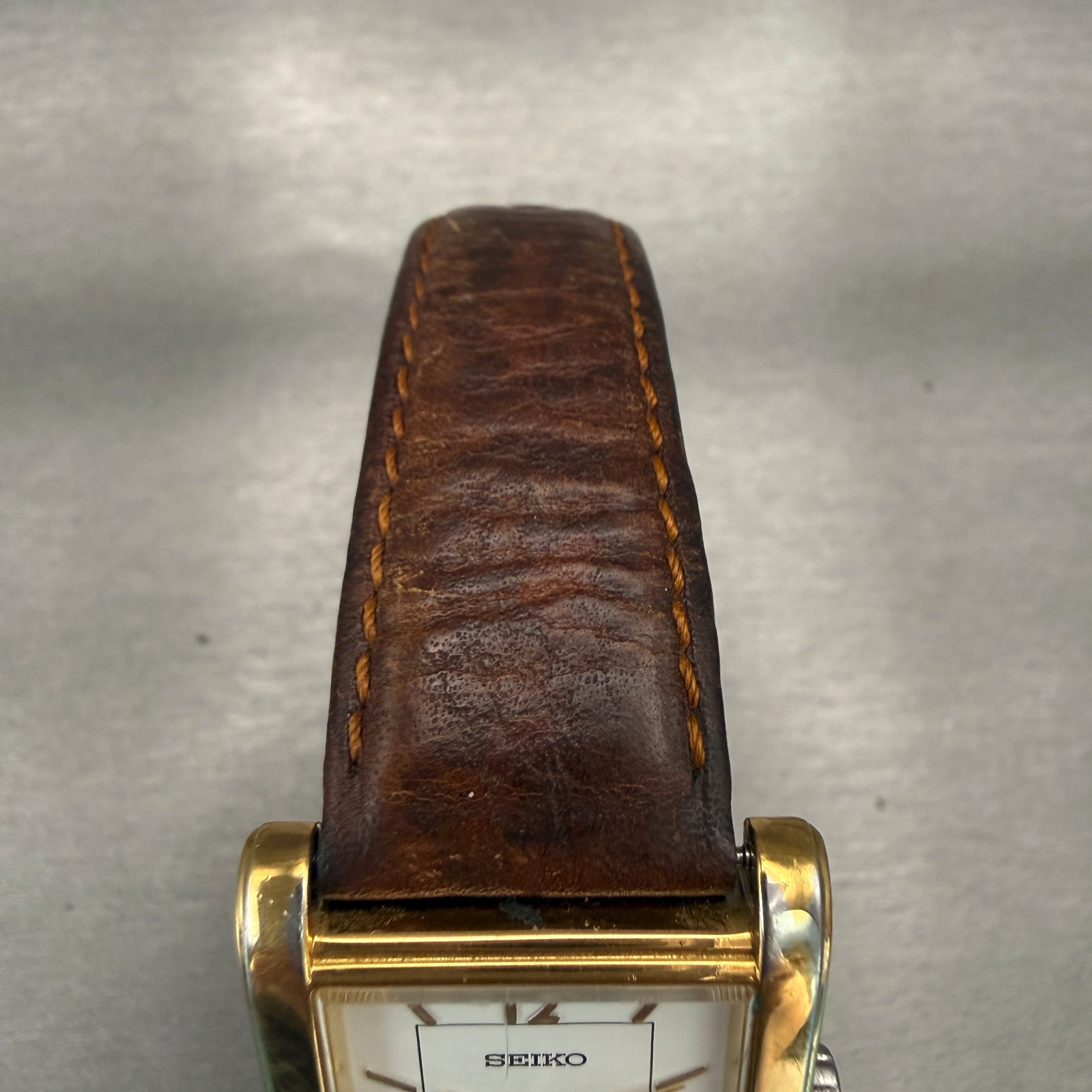 Seiko Watch Men 28mm White Dial Gold Tone Date Rectangle V732-0449 New Battery4