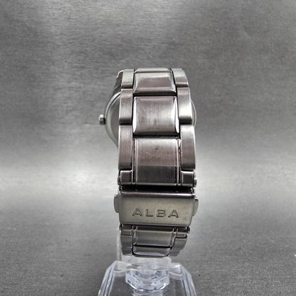 Seiko Alba Solar Watch Men 36mm Silver Dial Silver Tone Daydate V158-0AX0 Runs X7
