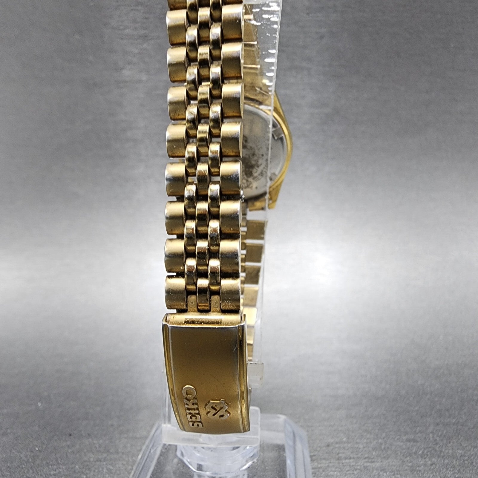 Seiko SQ Watch Women 24mm Black Dial Gold Tone Daydate Round 3Y030169 New Batt7