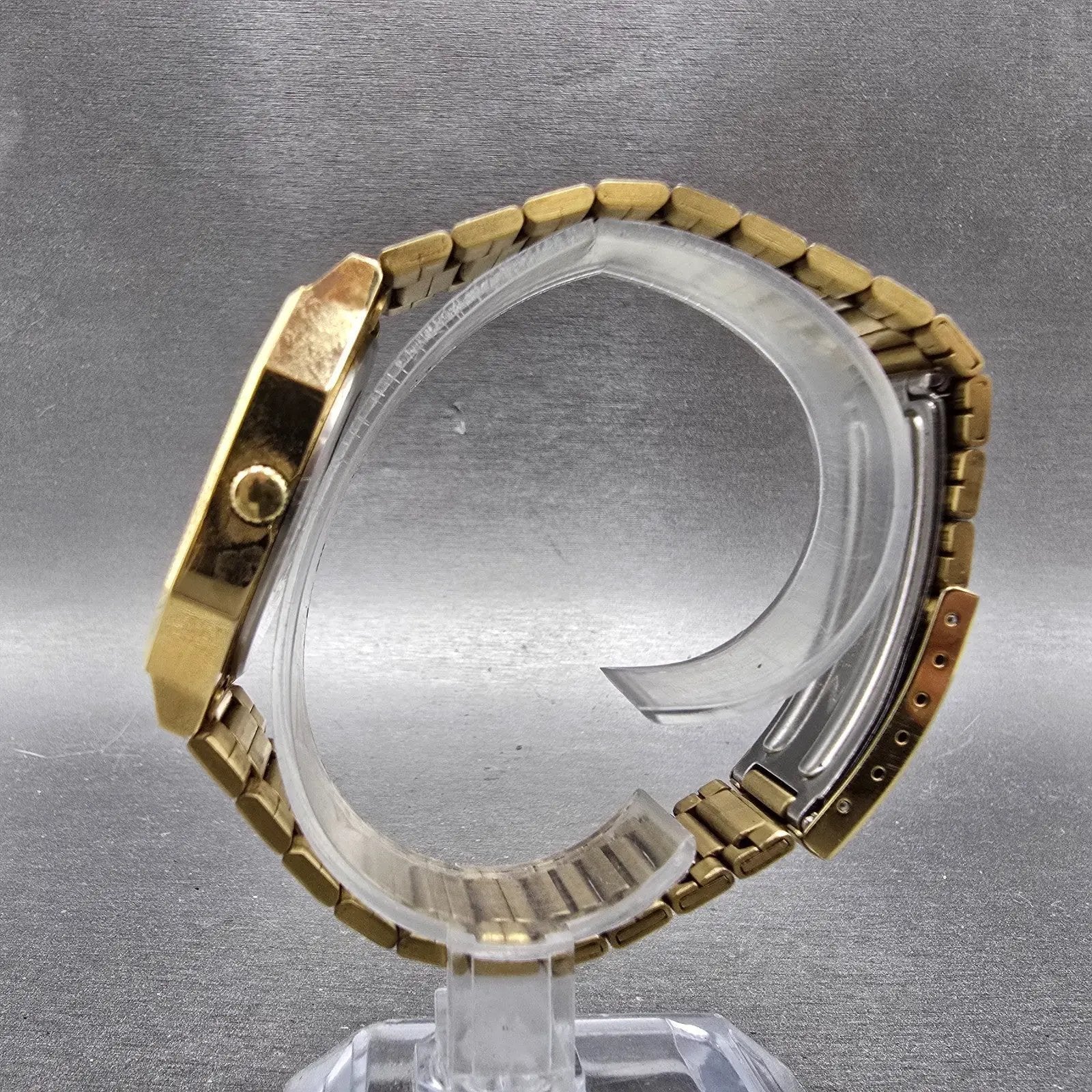 Seiko Analog Digital Watch Men 33mm Gold Dial Gold Tone H601-5389 PARTS Vintage5