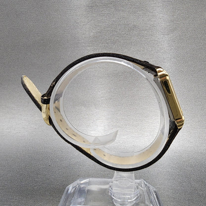 Seiko Tank Watch Women 19mm Gold Dial Gold Tone Rectangle 4N005101 New Battery8